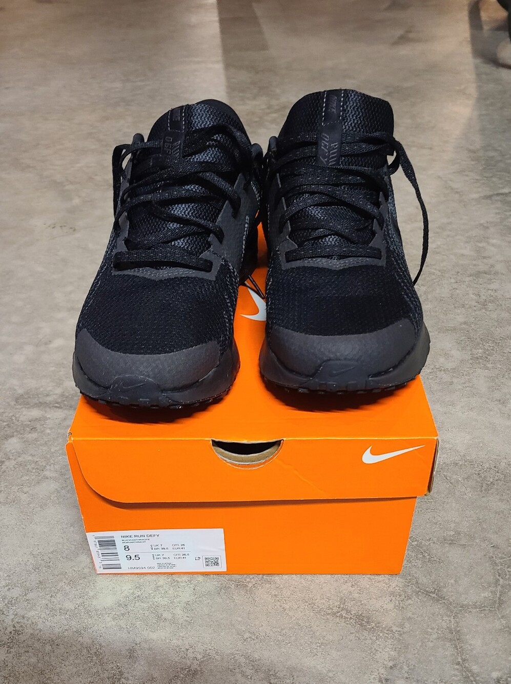 Nike Men’s Black Running Shoes Size 8
